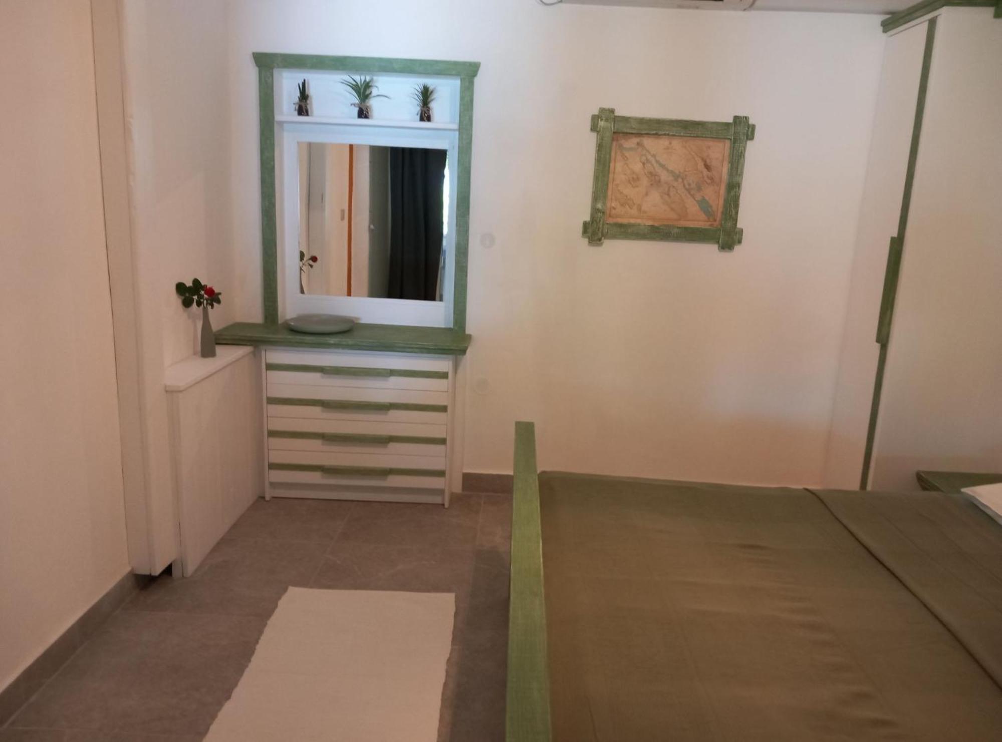 Guest House Green Corner 苏佩塔斯卡德拉加 外观 照片